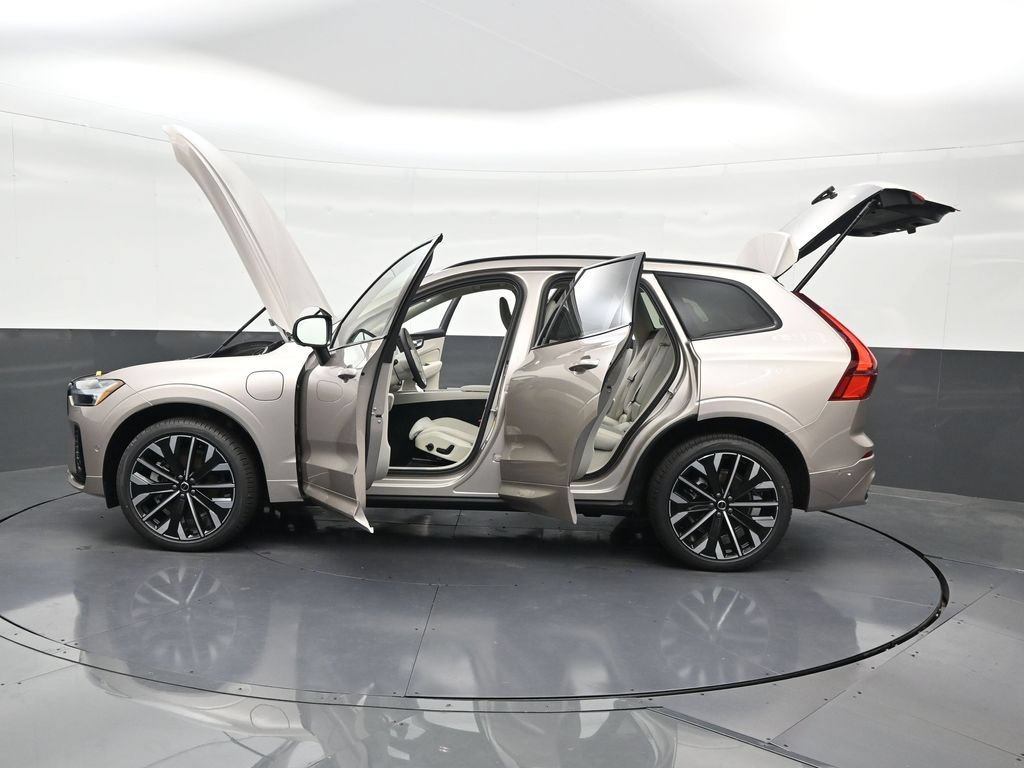 New 2026 Volvo XC60 T8 Ultra w/ Protection Package Premier AWD/4WD image 31