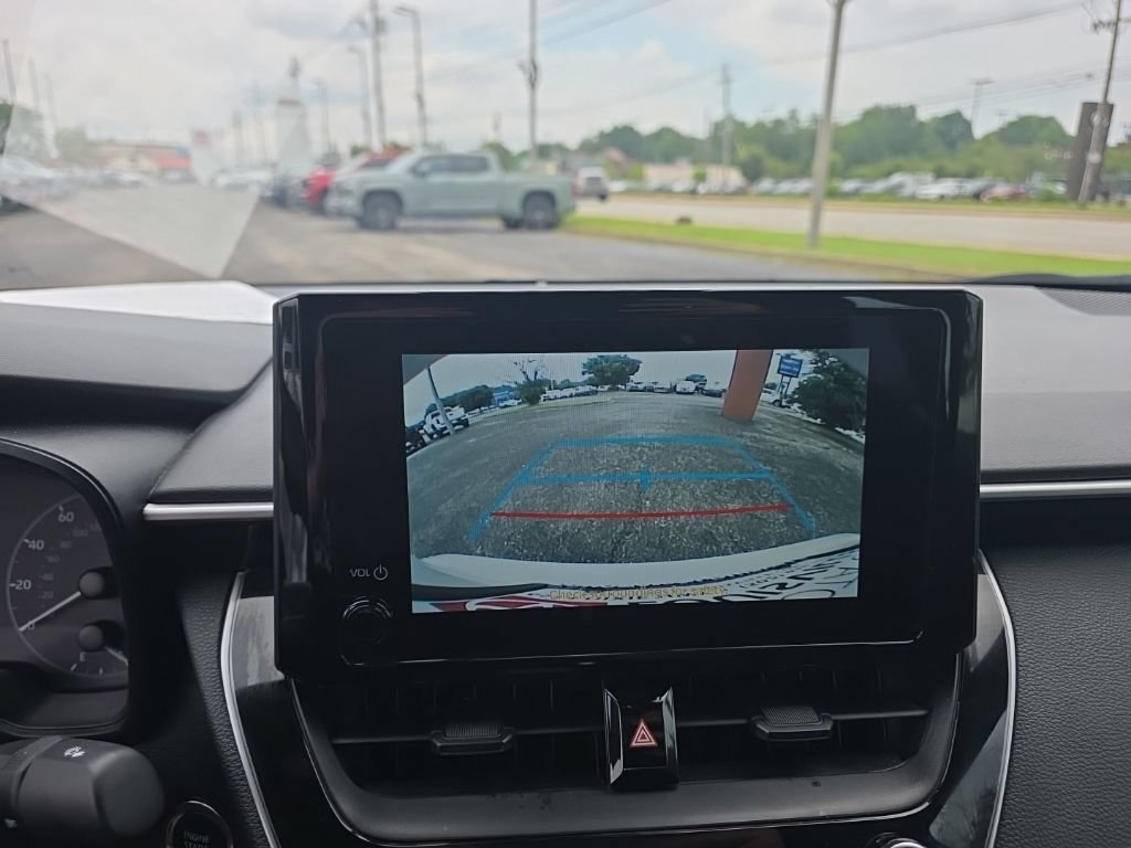Used 2025 Toyota Corolla SE FWD image 19
