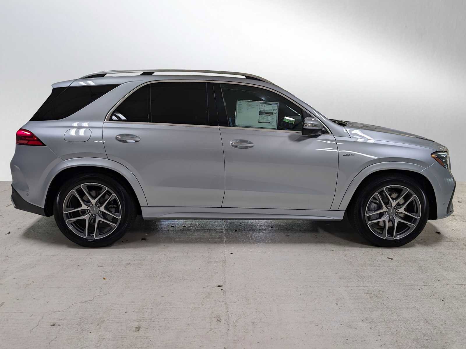 New 2025 Mercedes-Benz GLE 53 AMG 4MATIC image 8