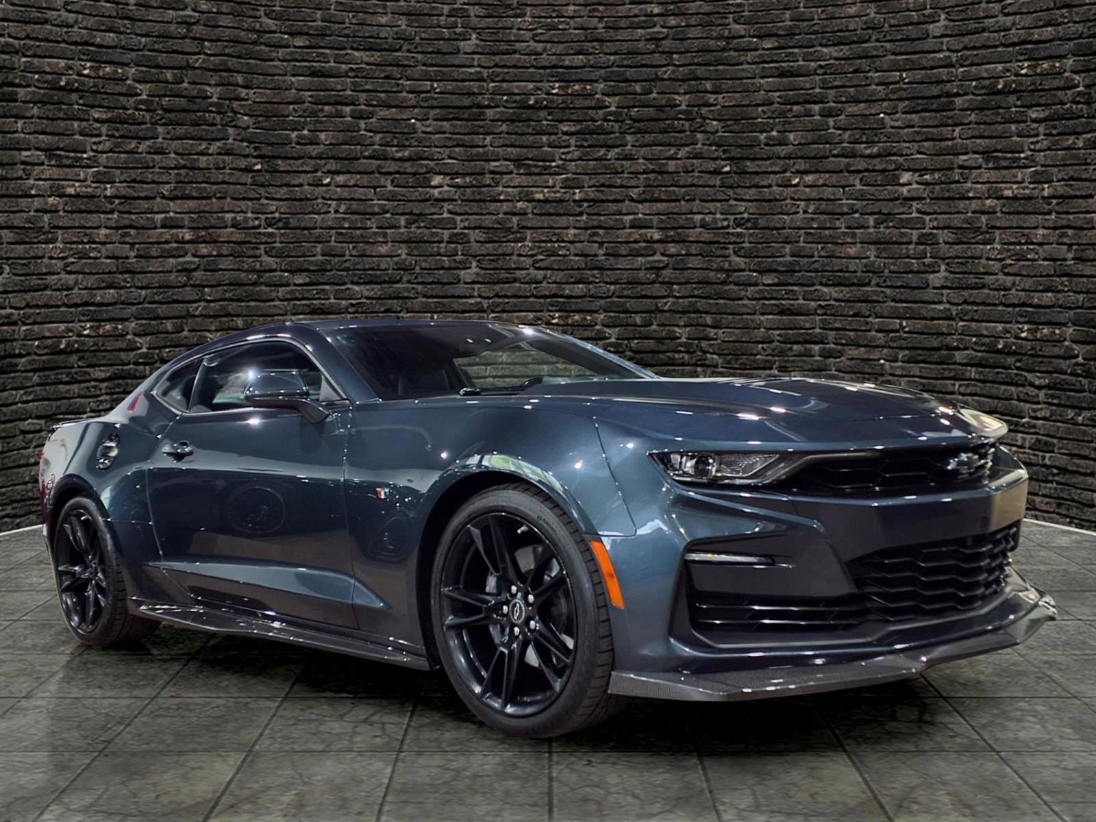 Used 2022 Chevrolet Camaro SS RWD image 1