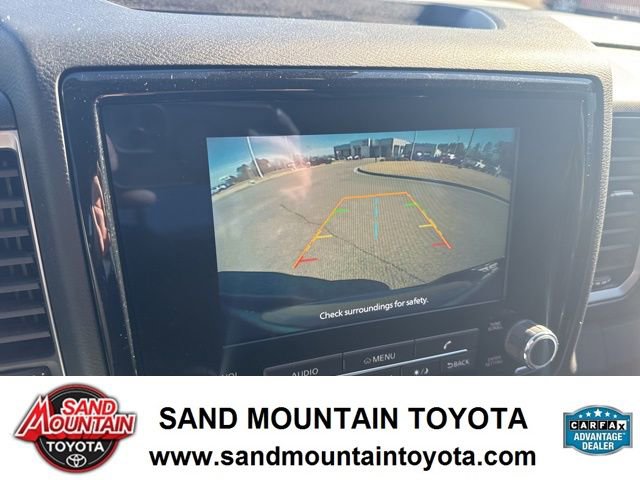 Used 2024 Nissan Frontier SV w/ SV Convenience Package image 24