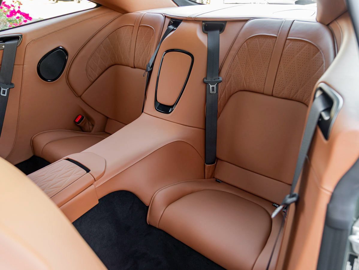 Used 2026 Aston Martin DB12 Coupe RWD image 17