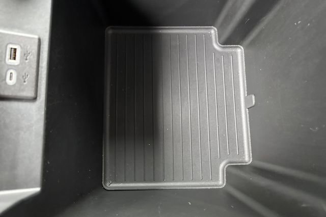 Used 2024 Chevrolet Tahoe LT image 34