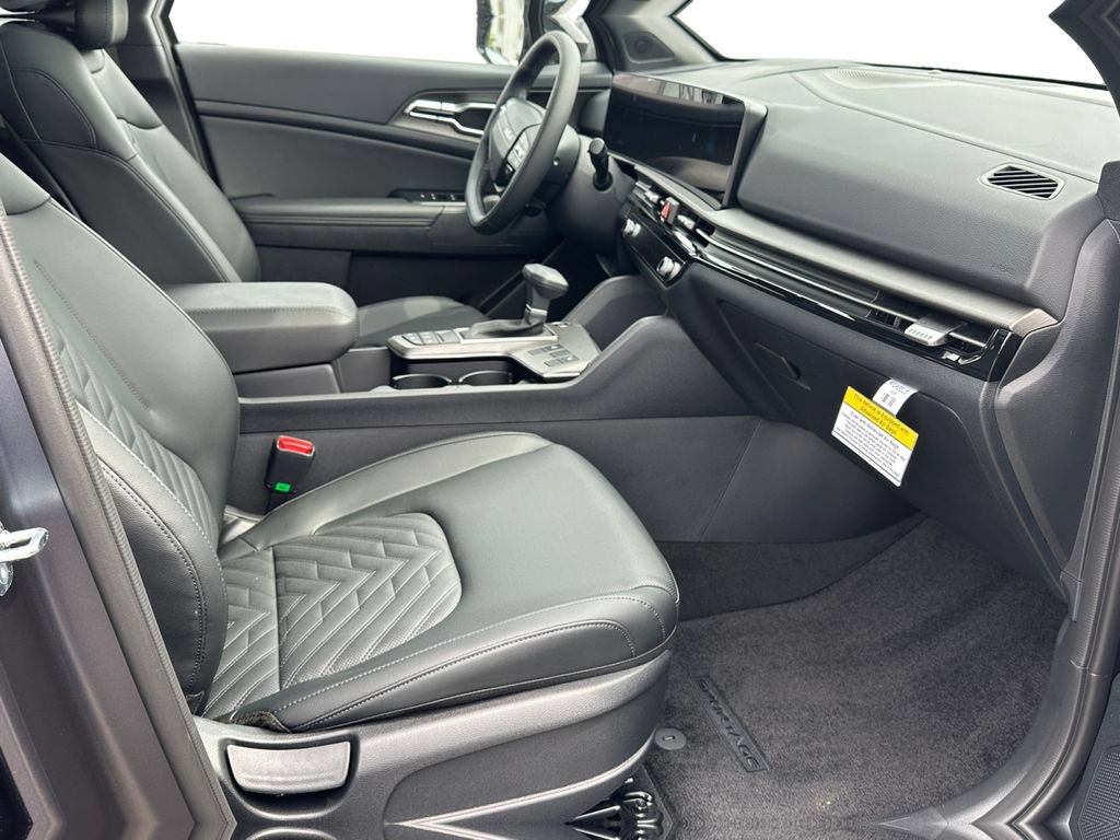 New 2026 Kia Sportage X-Line w/ X-Line Technology Package AWD/4WD image 6