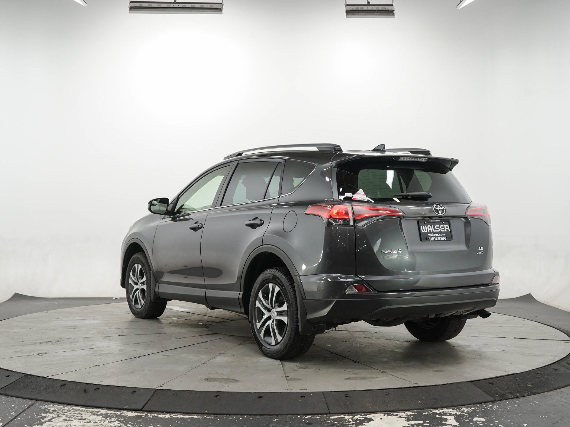 Used 2018 Toyota RAV4 LE w/ All Weather Liner Package AWD/4WD image 3