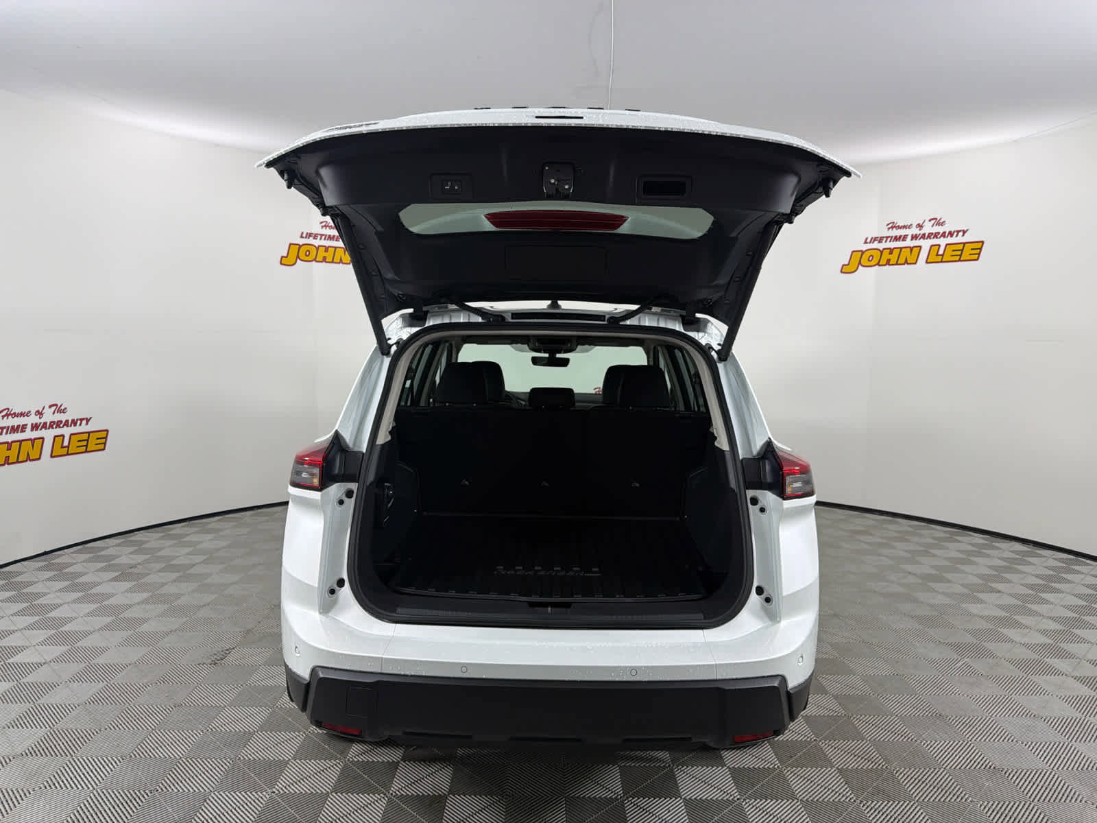 New 2026 Nissan Rogue SV image 5