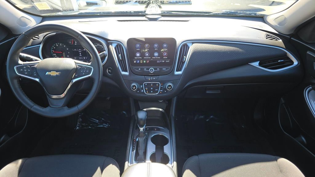 Used 2024 Chevrolet Malibu LT w/ Midnight Edition FWD image 17