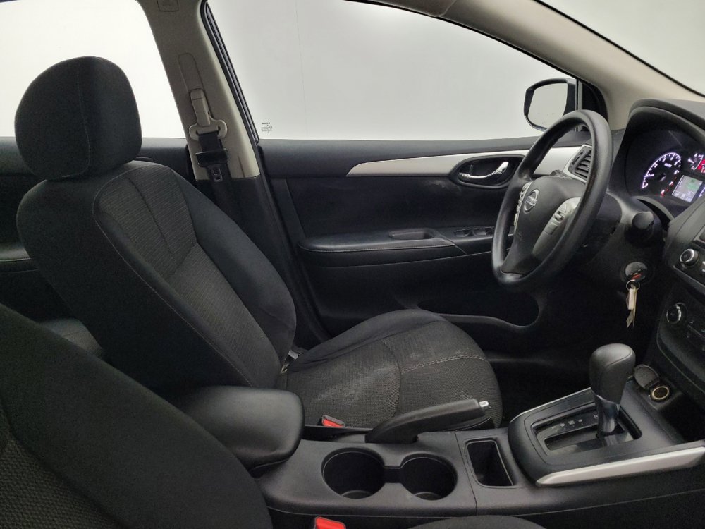 Used 2016 Nissan Sentra S image 21