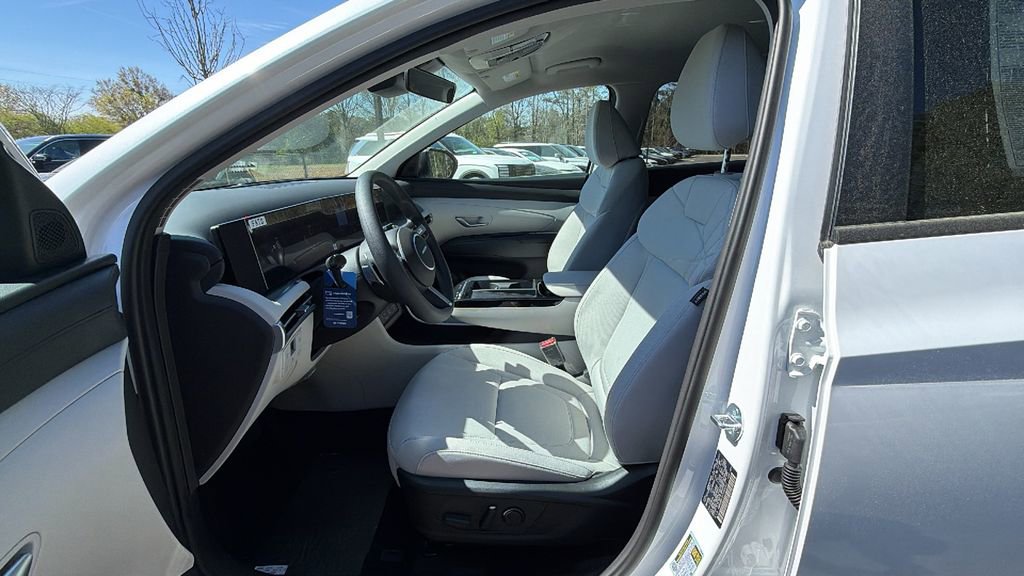 New 2026 Hyundai Tucson SEL image 9
