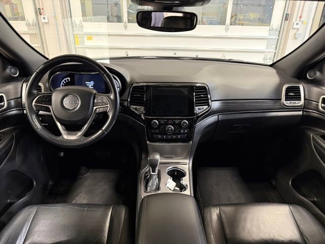 Used 2020 Jeep Grand Cherokee Limited image 31