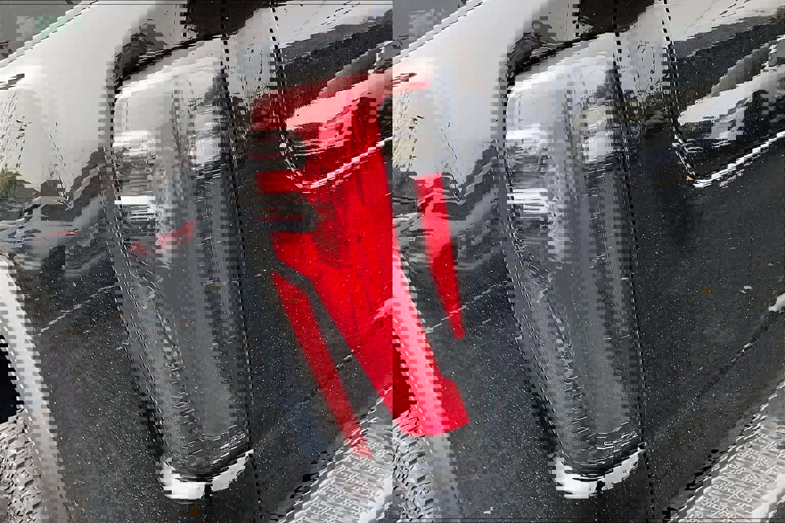 Used 2024 GMC Sierra 2500 AT4X image 30