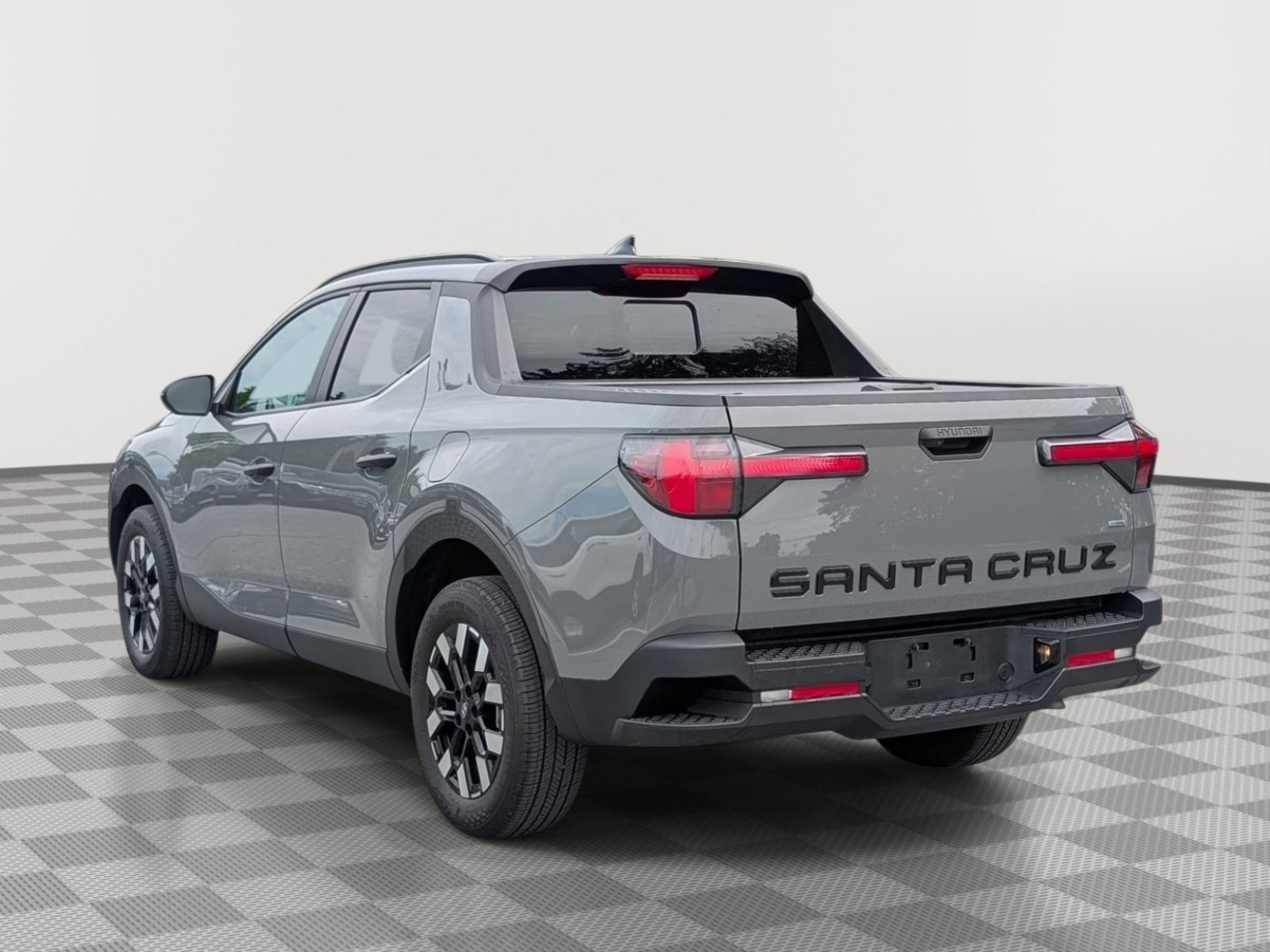 Used 2025 Hyundai Santa Cruz SEL AWD/4WD image 3
