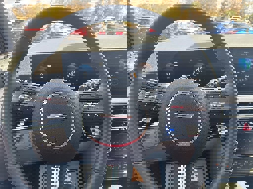 Used 2026 Hyundai Tucson Limited image 17