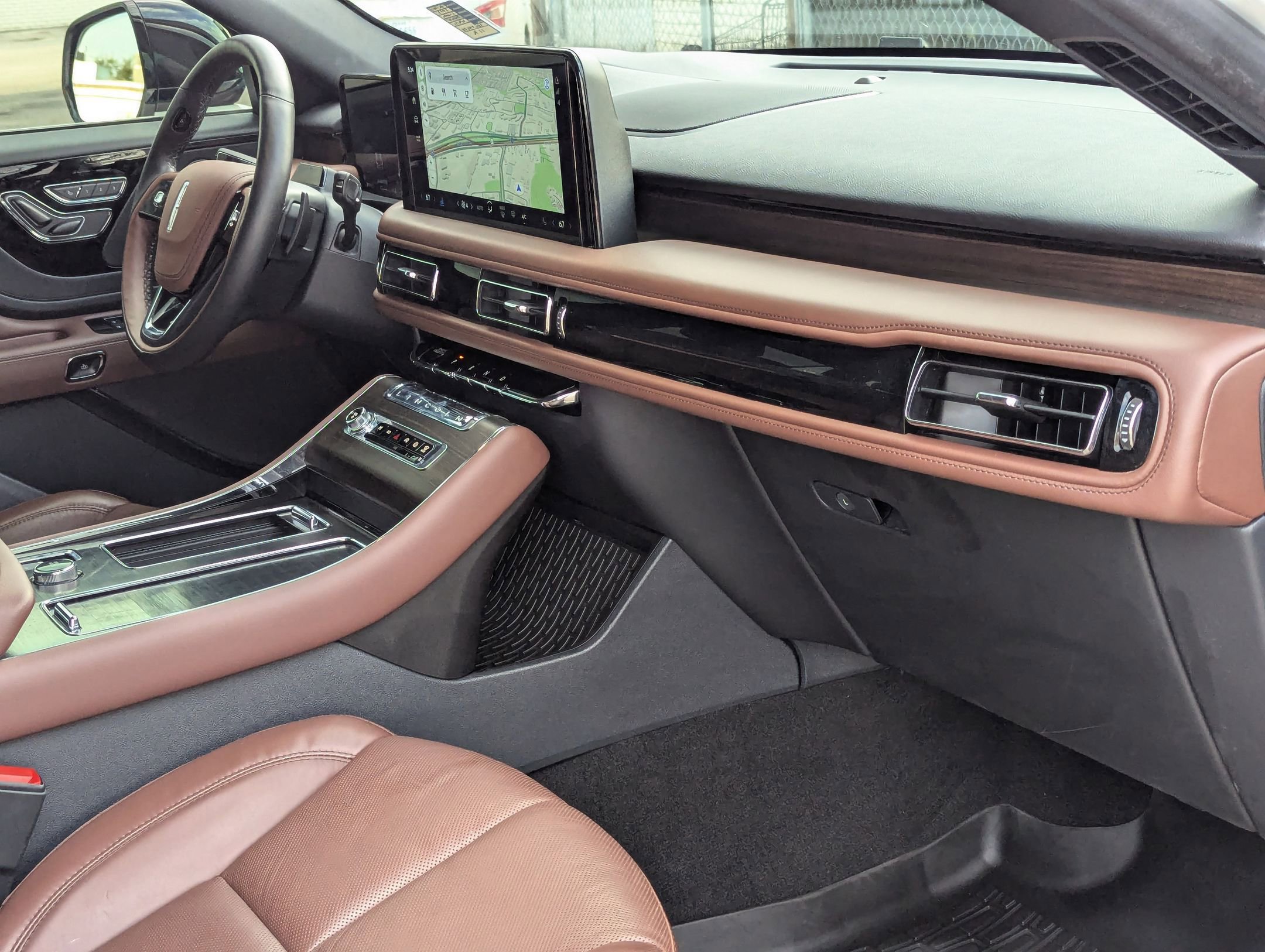 Used 2025 Lincoln Aviator Reserve w/ Illumination Package image 29