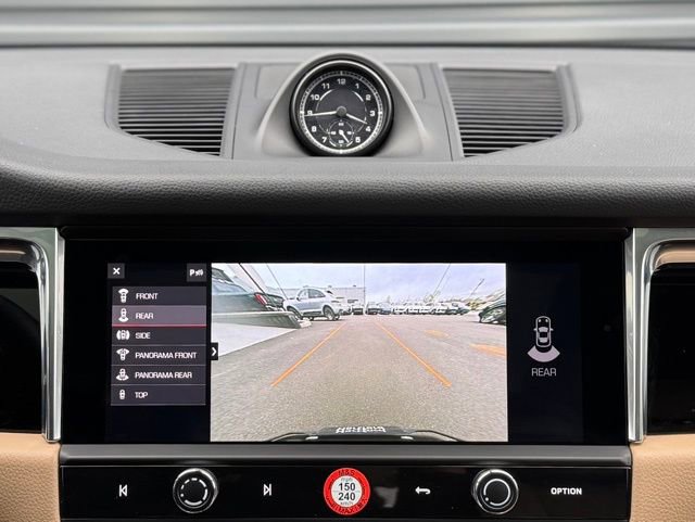 Certified 2025 Porsche Macan image 29