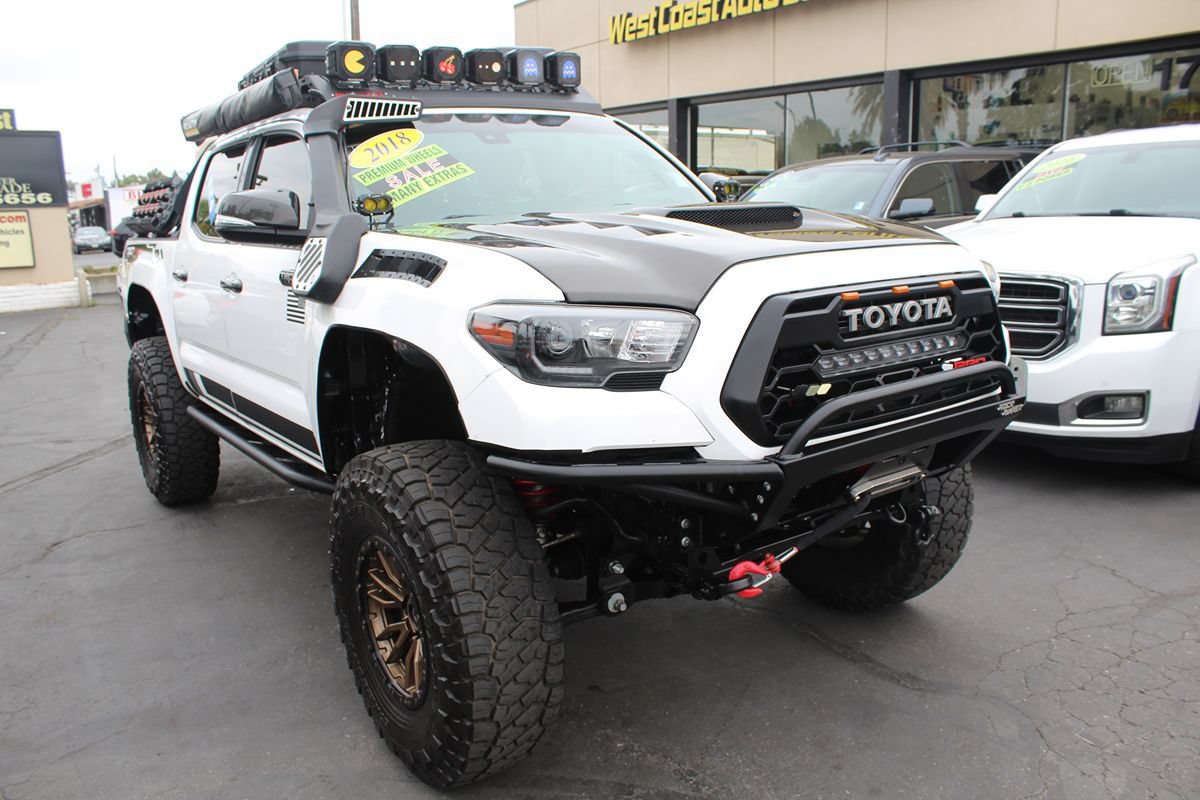Used 2018 Toyota Tacoma TRD Pro AWD/4WD image 8
