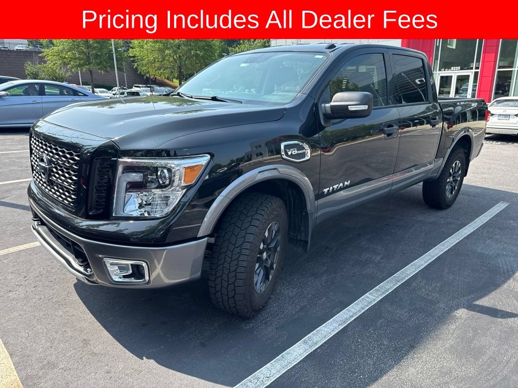 Used 2017 Nissan Titan PRO-4X AWD/4WD image 4