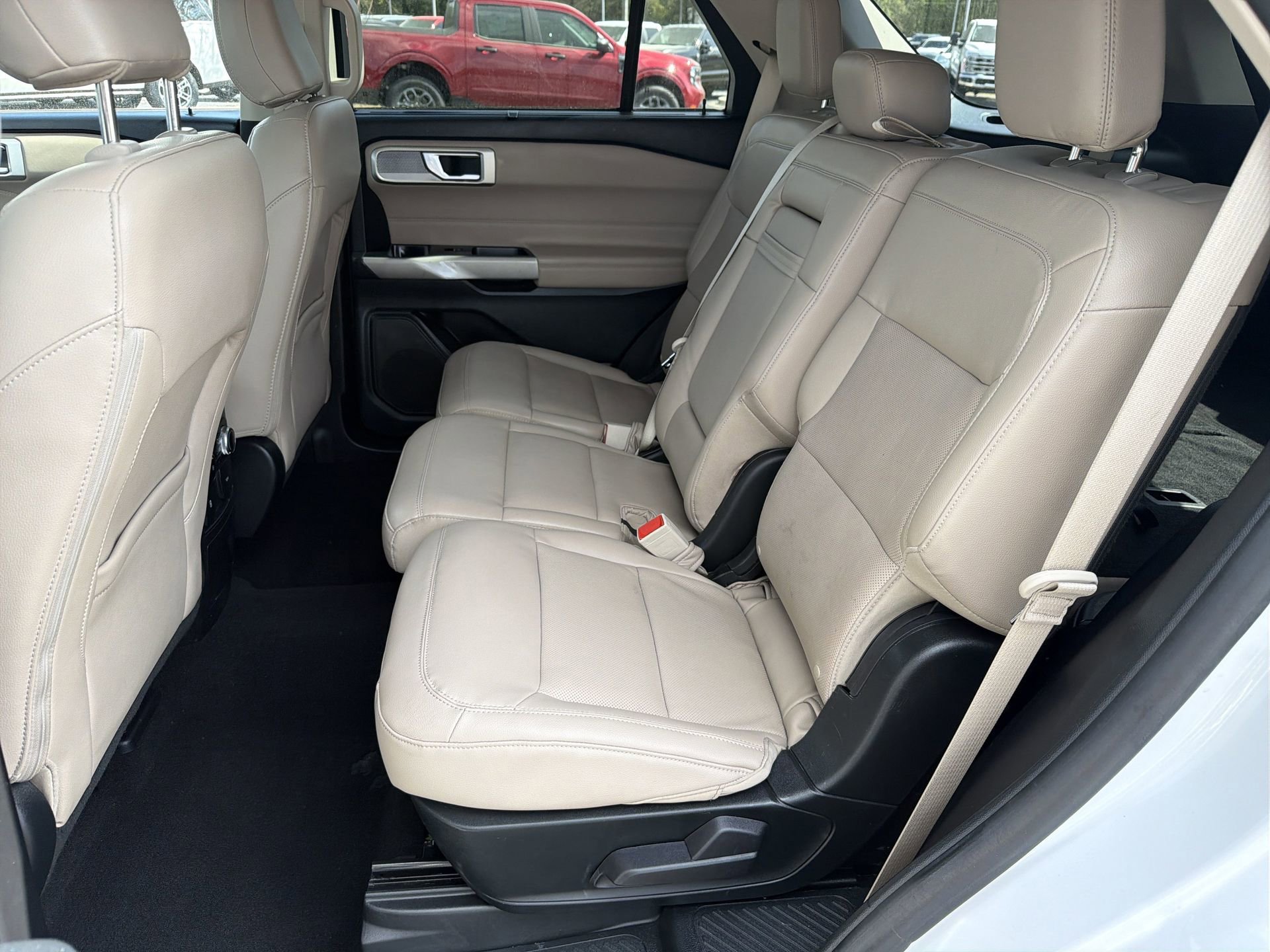 Certified 2023 Ford Explorer Limited image 21