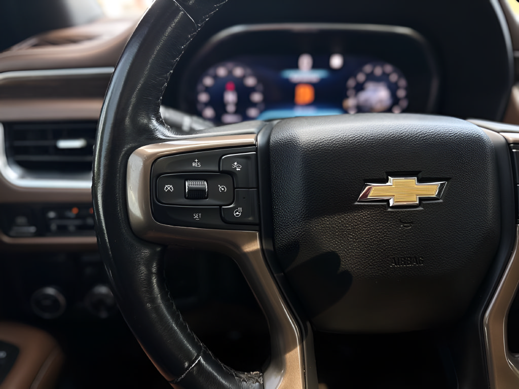 Used 2023 Chevrolet Tahoe High Country w/ Premium Package 2 RWD image 12