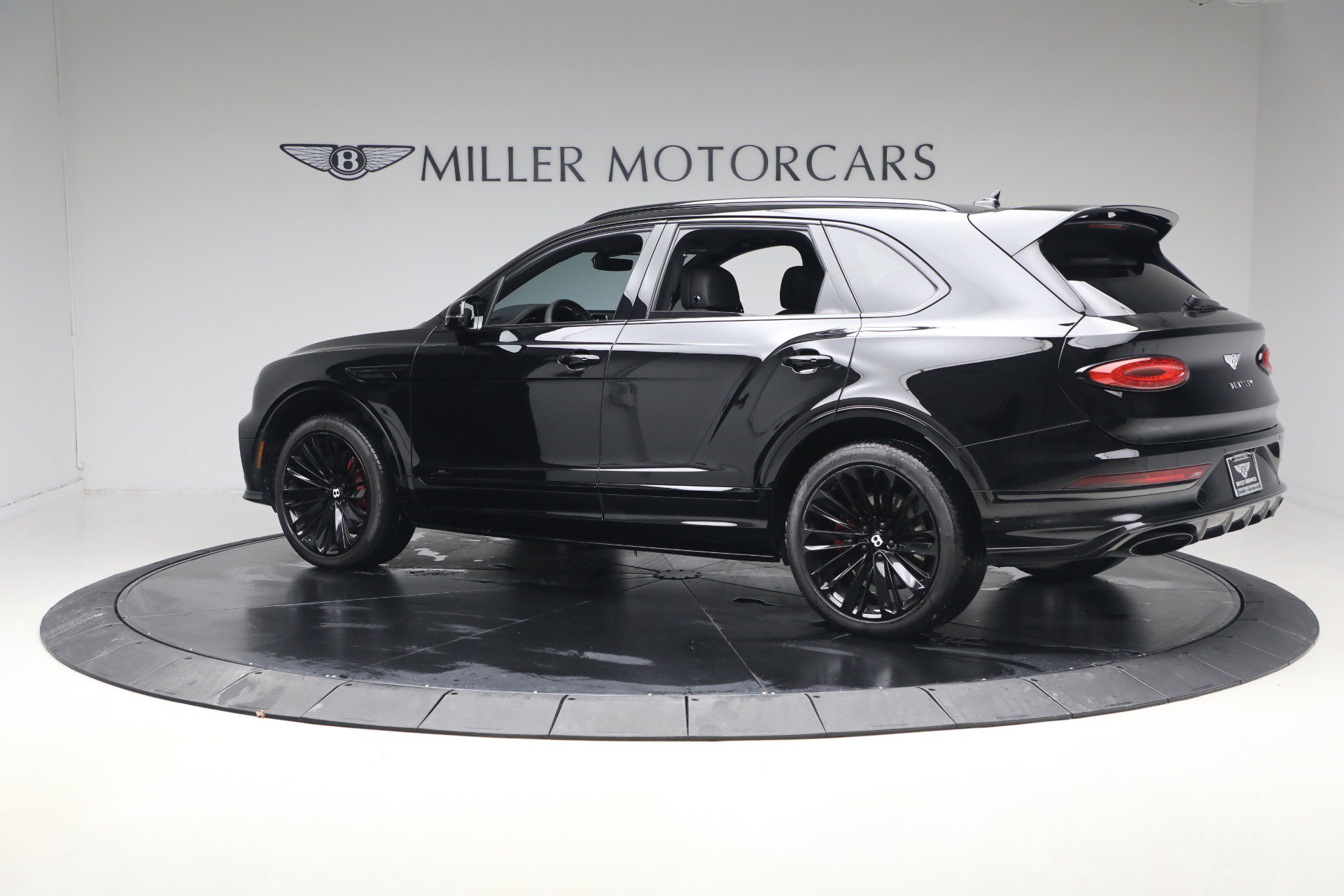 Certified 2023 Bentley Bentayga Speed image 4