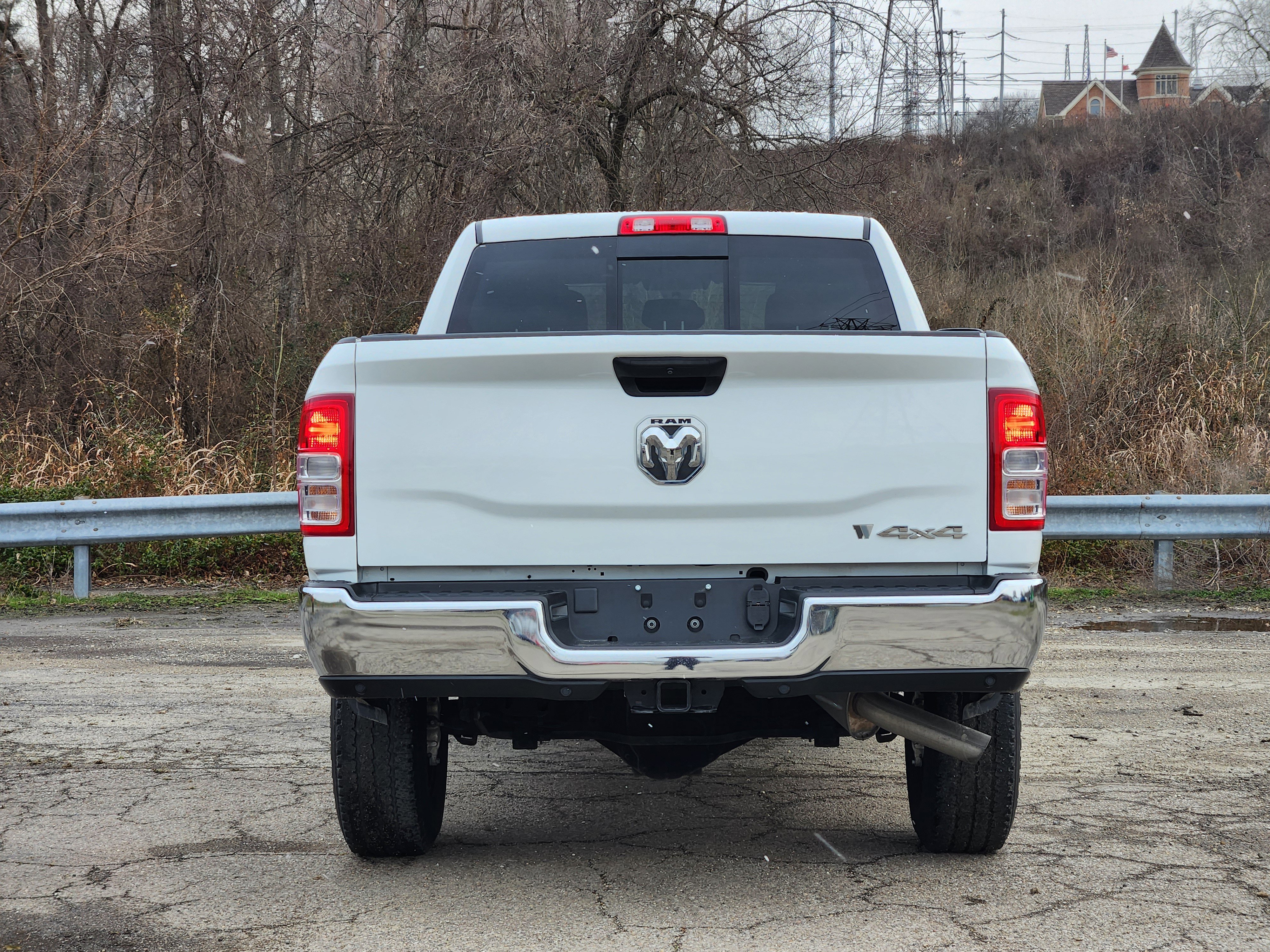 Used 2024 RAM 2500 Tradesman w/ Chrome Appearance Group image 15