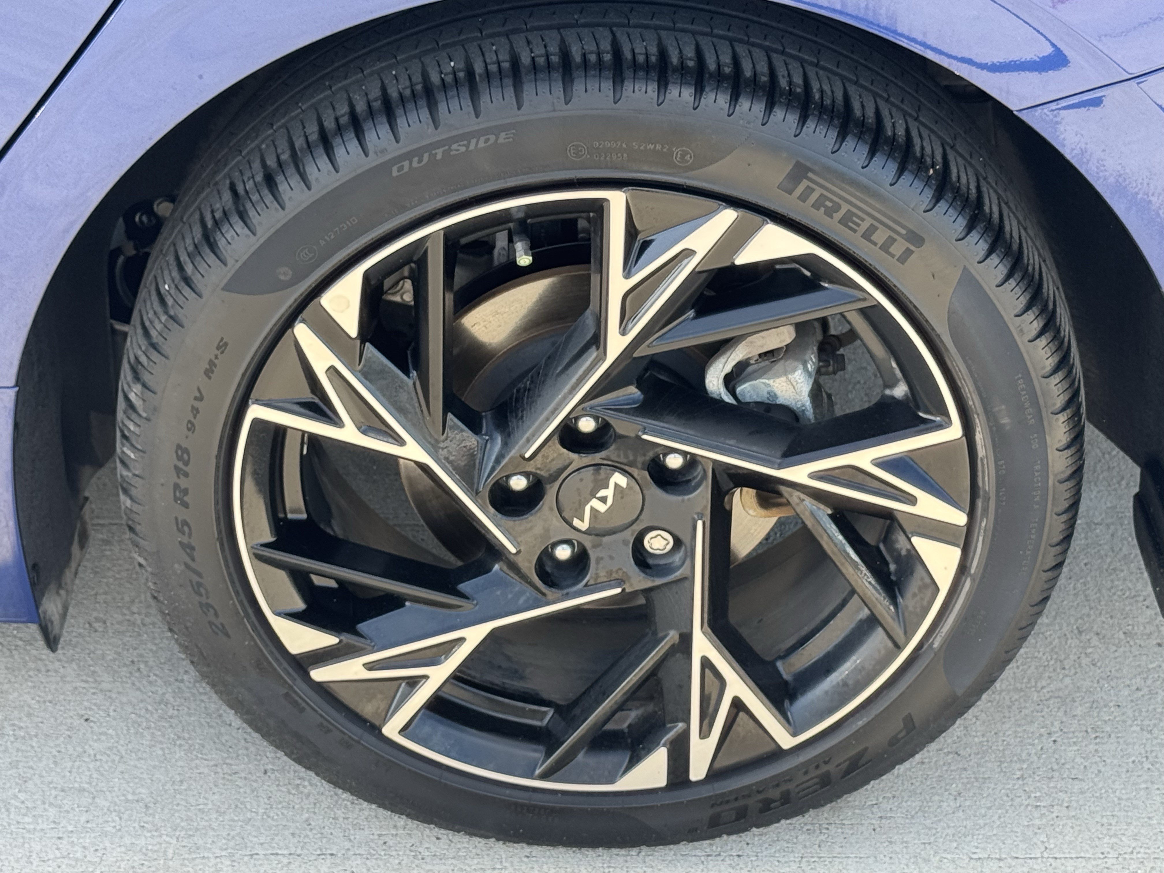 Used 2025 Kia K5 GT-Line w/ GT-Line Premium Package FWD image 9
