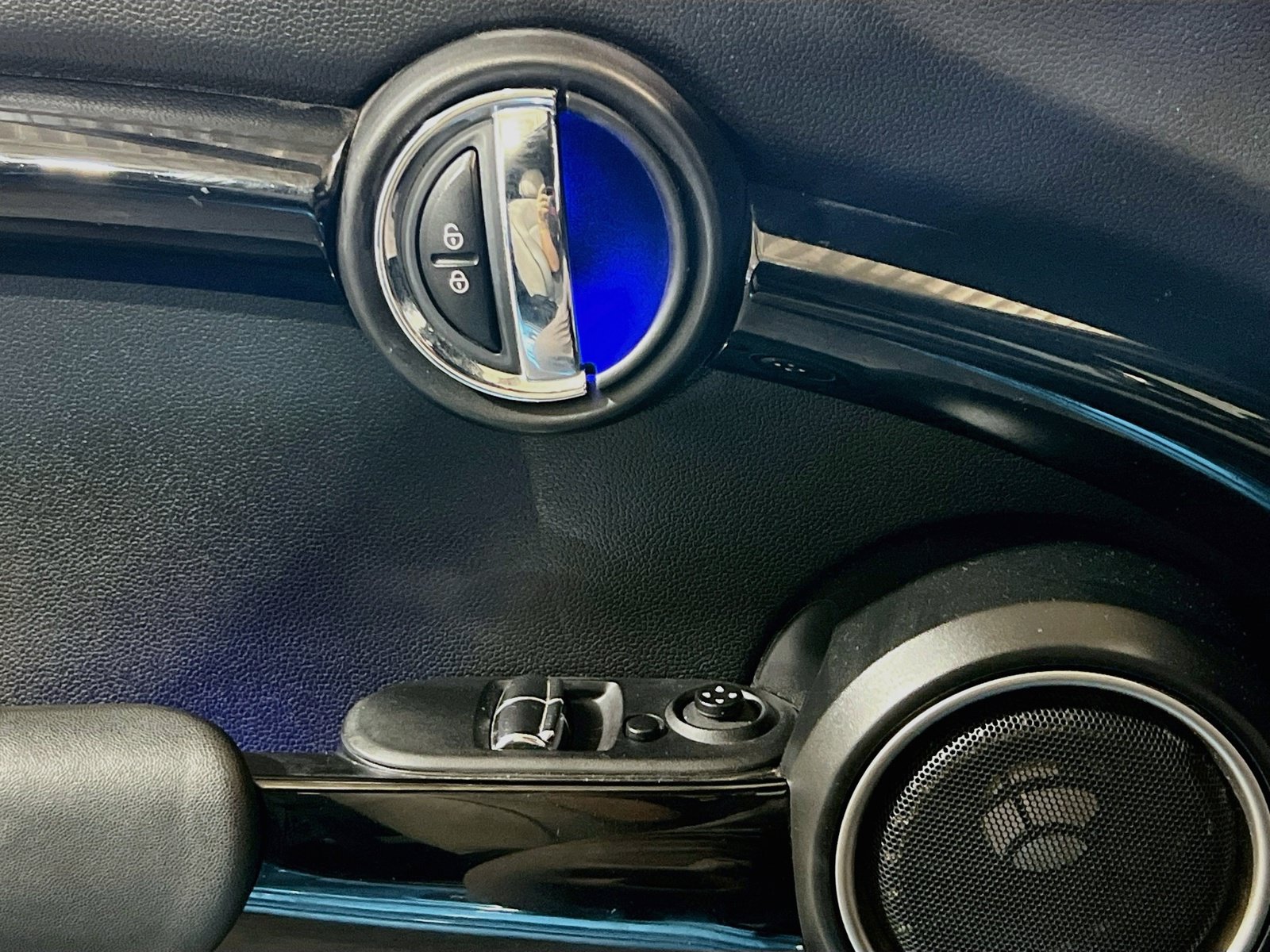 Used 2015 MINI Cooper S FWD image 12