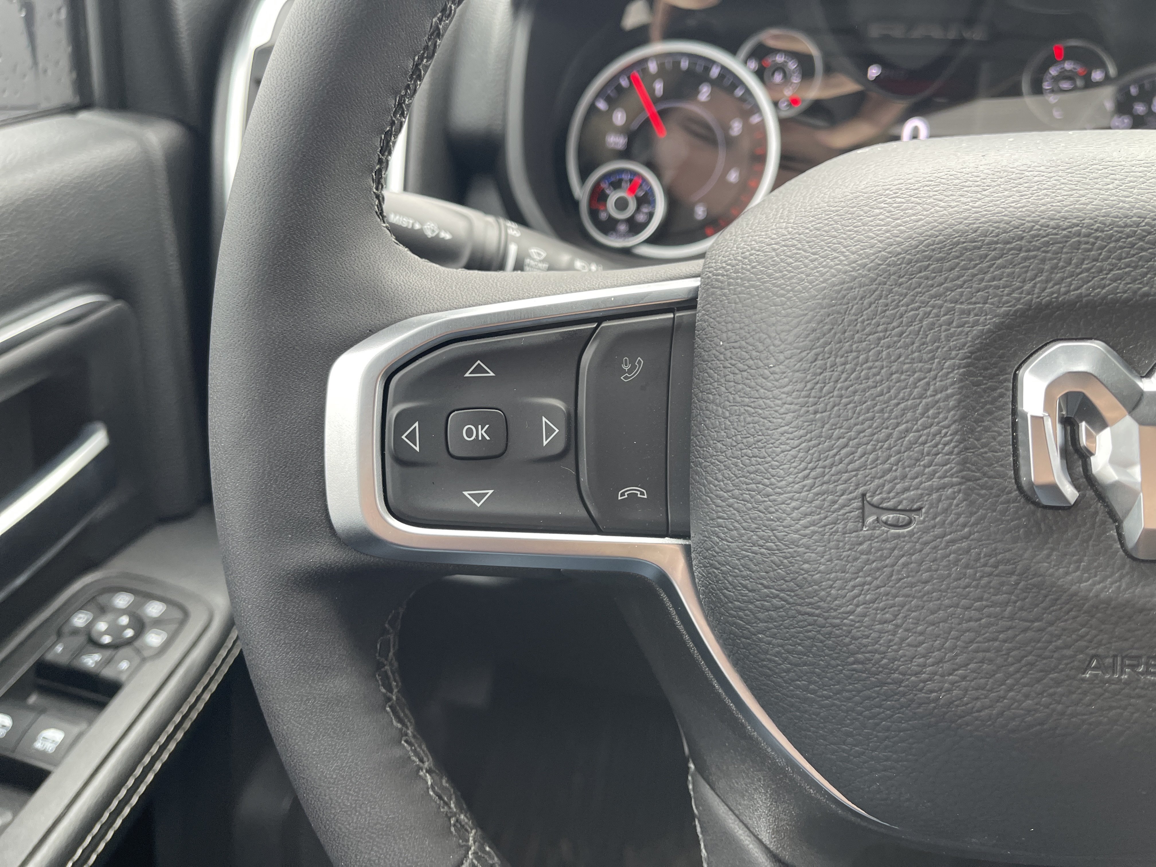 New 2025 RAM 2500 Lone Star AWD/4WD image 18