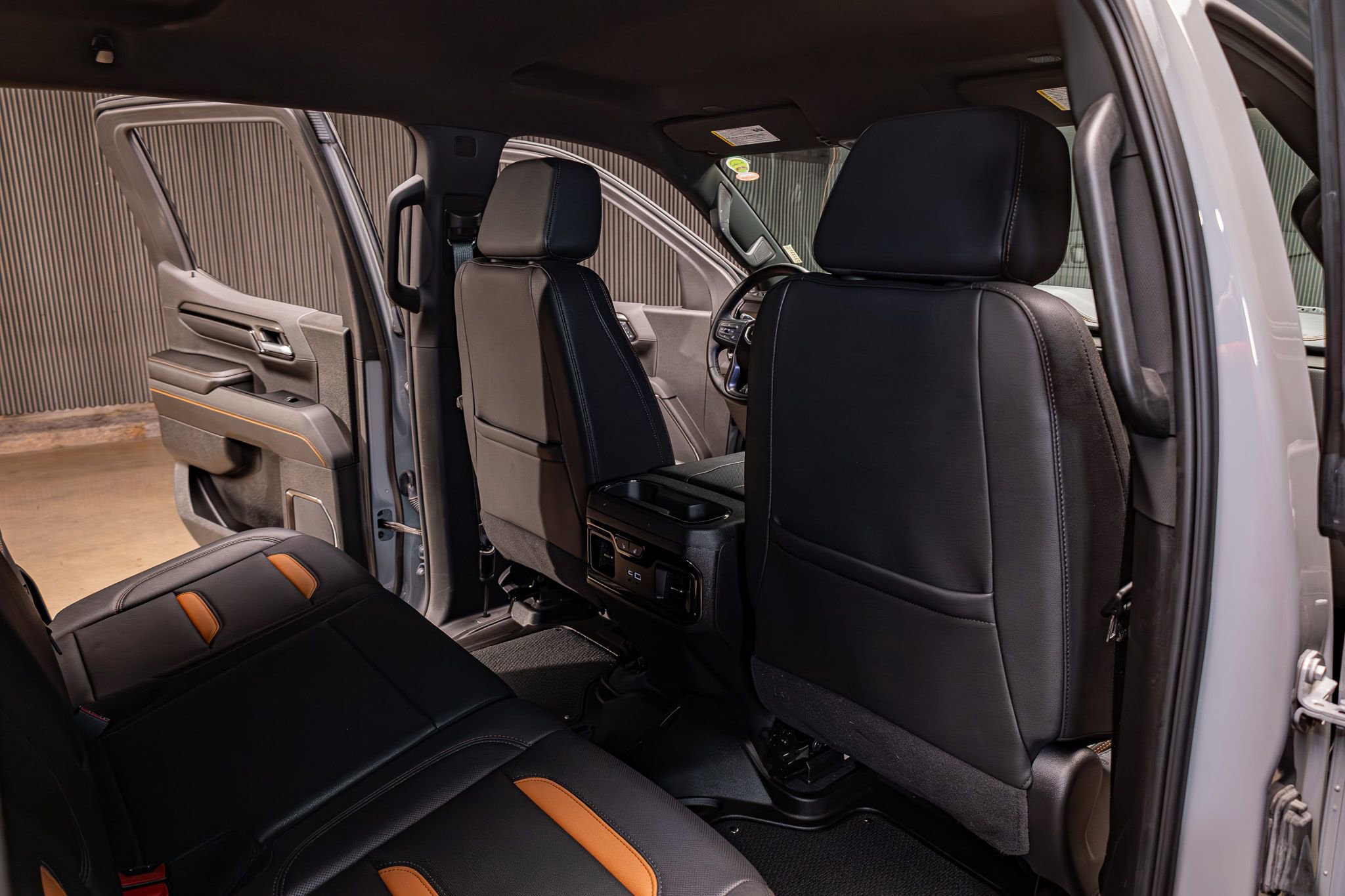 Used 2024 GMC Sierra 1500 AT4 w/ Technology Package image 24