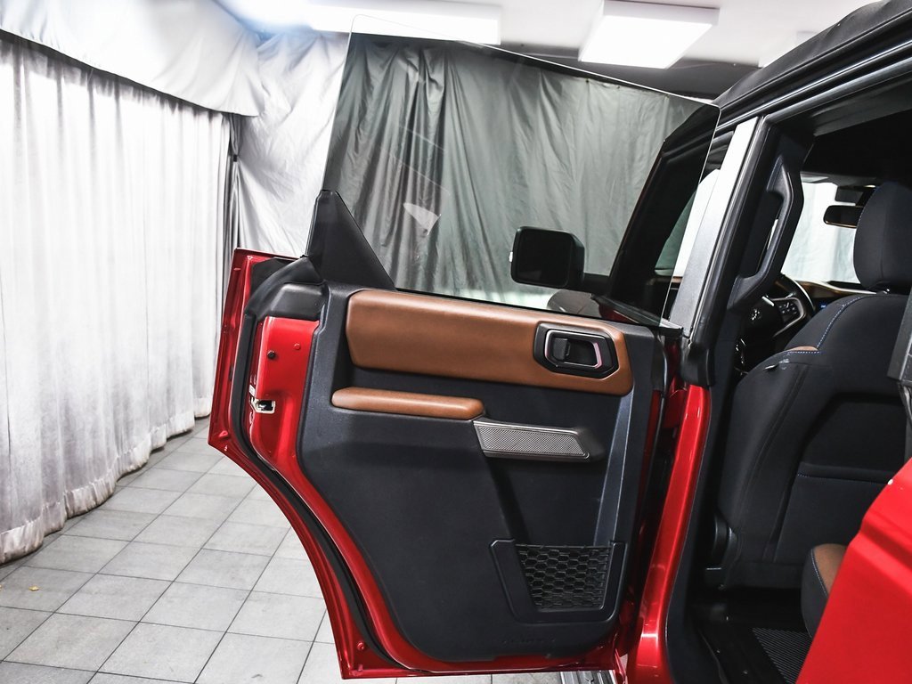 Used 2021 Ford Bronco Outer Banks image 10