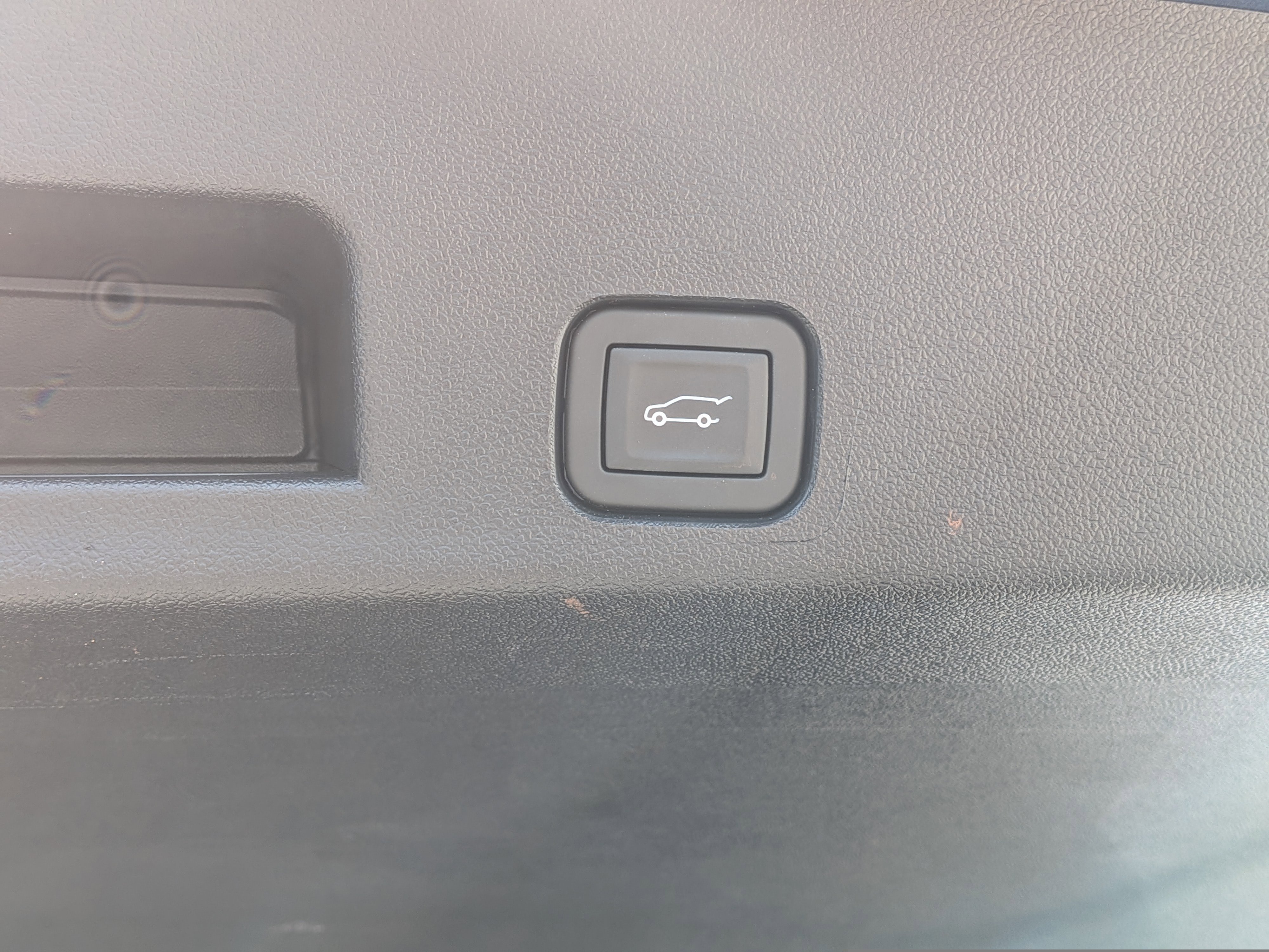 Used 2025 Chevrolet Traverse Z71 w/ Driver Confidence Package AWD/4WD image 14