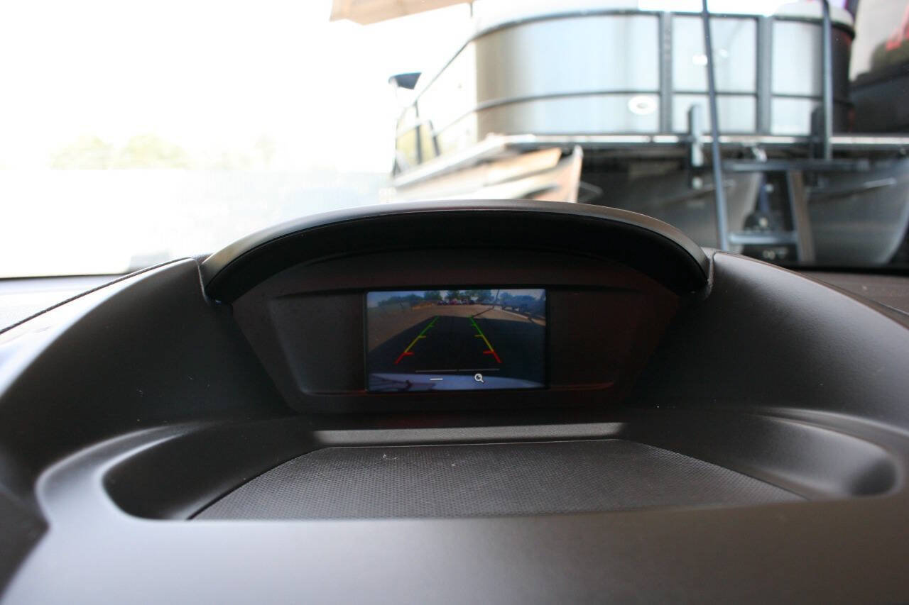 Used 2018 Ford C-MAX SE FWD image 12