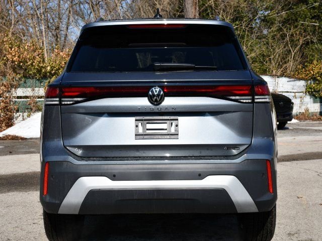 New 2026 Volkswagen Tiguan SE AWD/4WD image 6