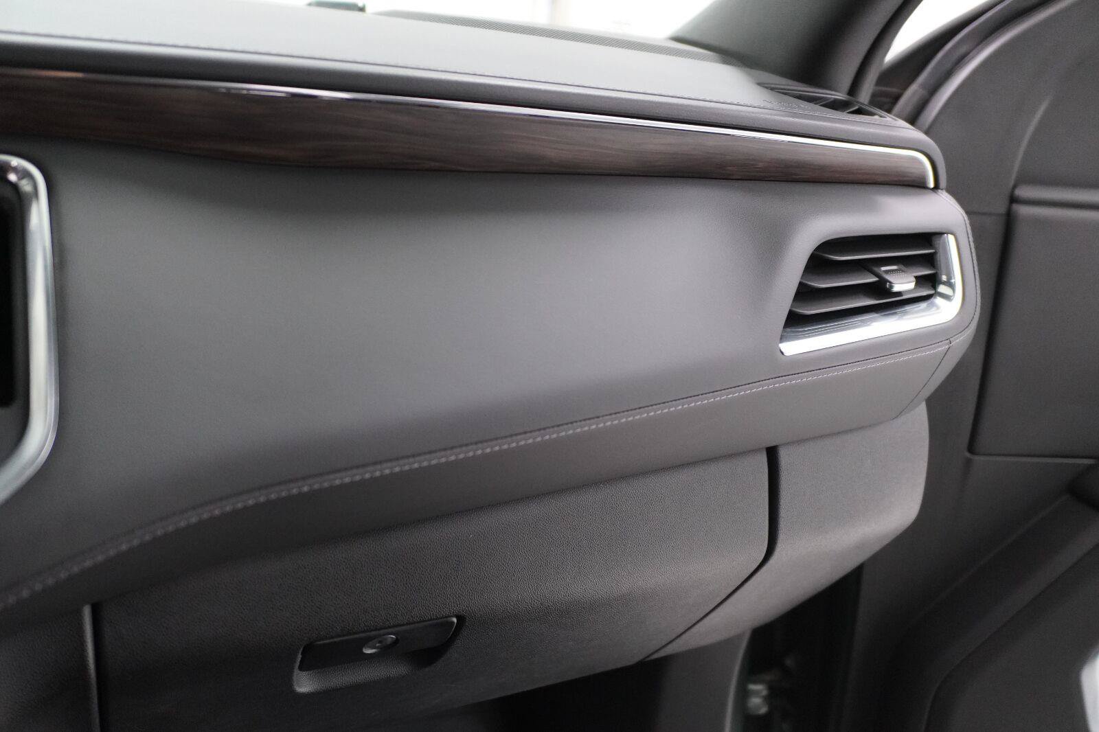 Used 2023 Chevrolet Tahoe LS RWD image 15