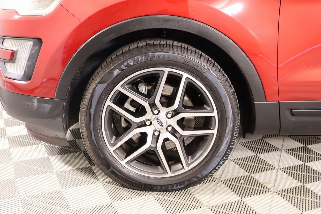 Used 2017 Ford Explorer Sport w/ Equipment Group 401A image 19