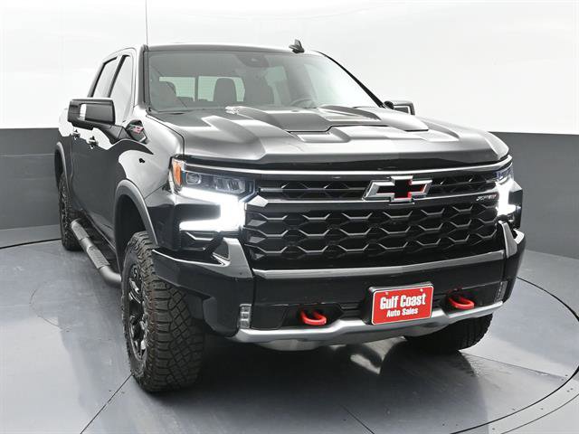 Used 2024 Chevrolet Silverado 1500 ZR2 w/ Technology Package AWD/4WD image 3