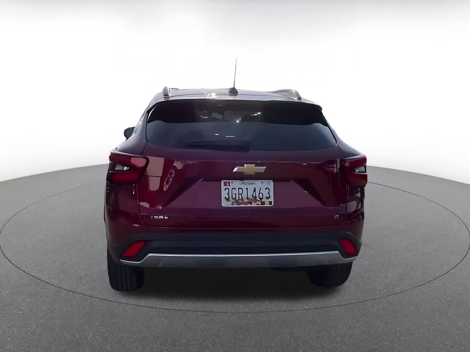 Used 2025 Chevrolet Trax LT w/ LT Convenience Package image 11