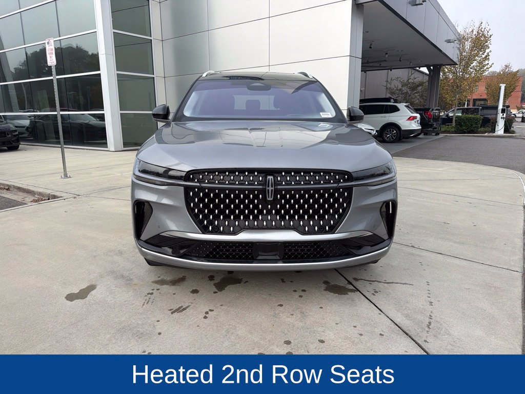 Used 2024 Lincoln Nautilus Reserve w/ Equipment Group 202A AWD/4WD image 3