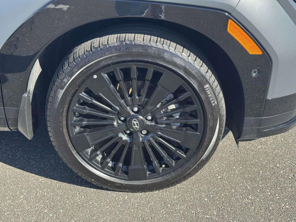 Used 2025 Hyundai Santa Fe Calligraphy image 9