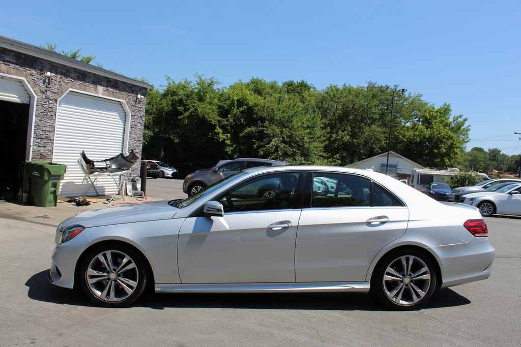 Used 2014 Mercedes-Benz E 350 Sedan w/ Premium 1 Package image 10