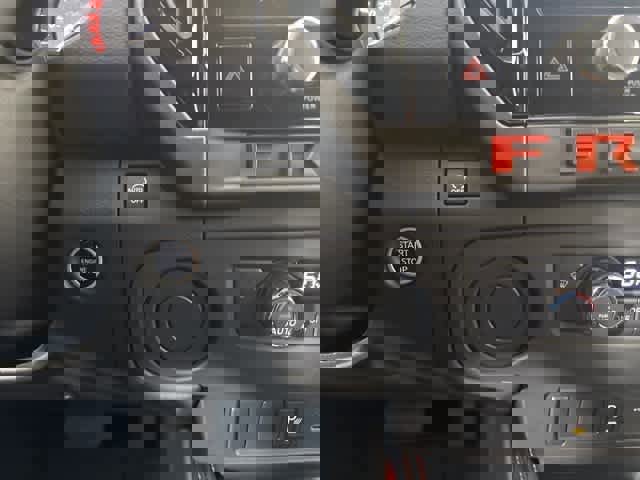 New 2025 Nissan Frontier Pro-X w/ Black Accent Package image 27