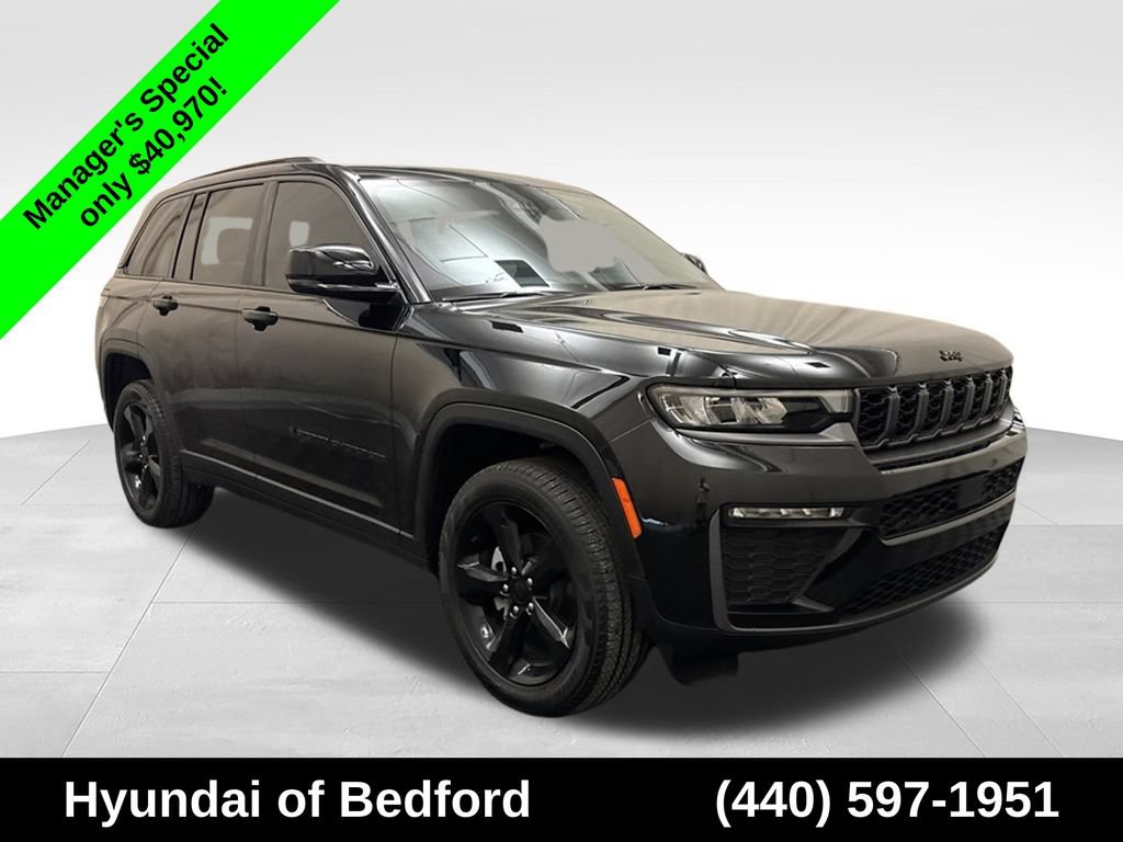 Used 2026 Jeep Grand Cherokee Limited w/ Limited Altitude Package AWD/4WD image 3