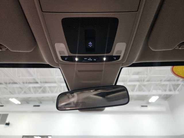 Certified 2025 Honda CR-V EX image 17