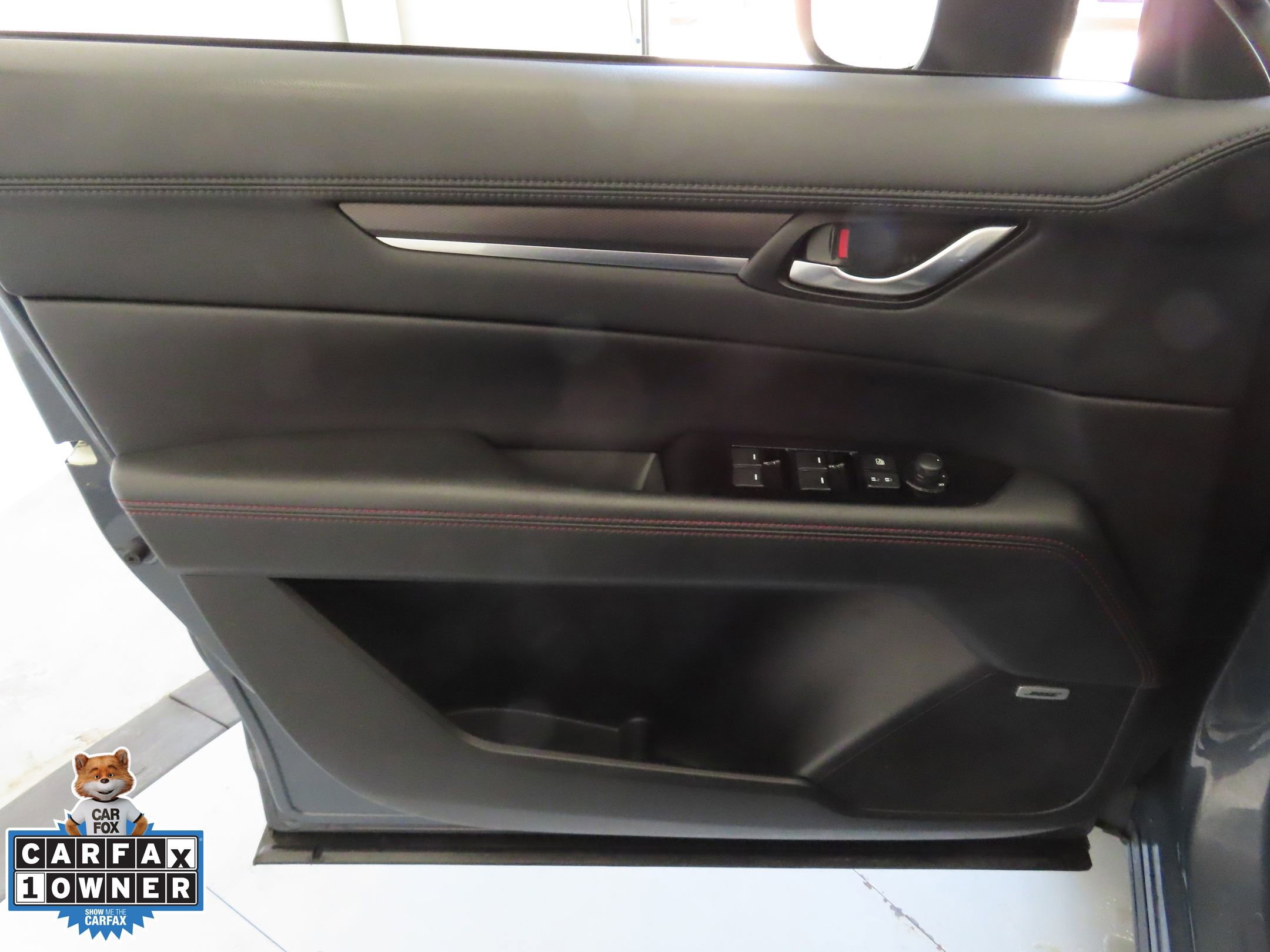 Used 2024 MAZDA CX-5 Carbon Edition image 11