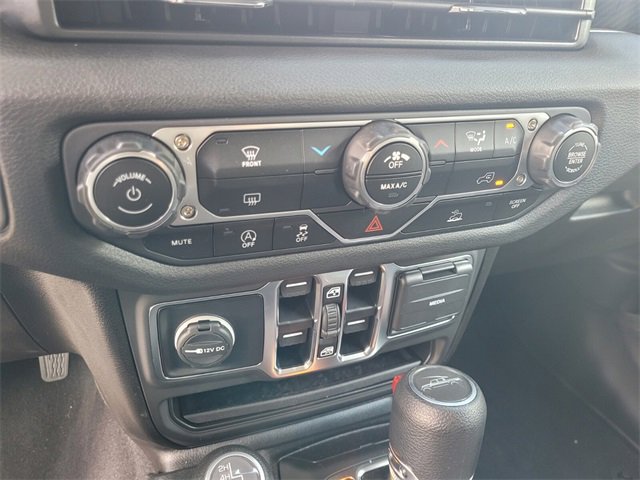 New 2025 Jeep Gladiator Sport image 25