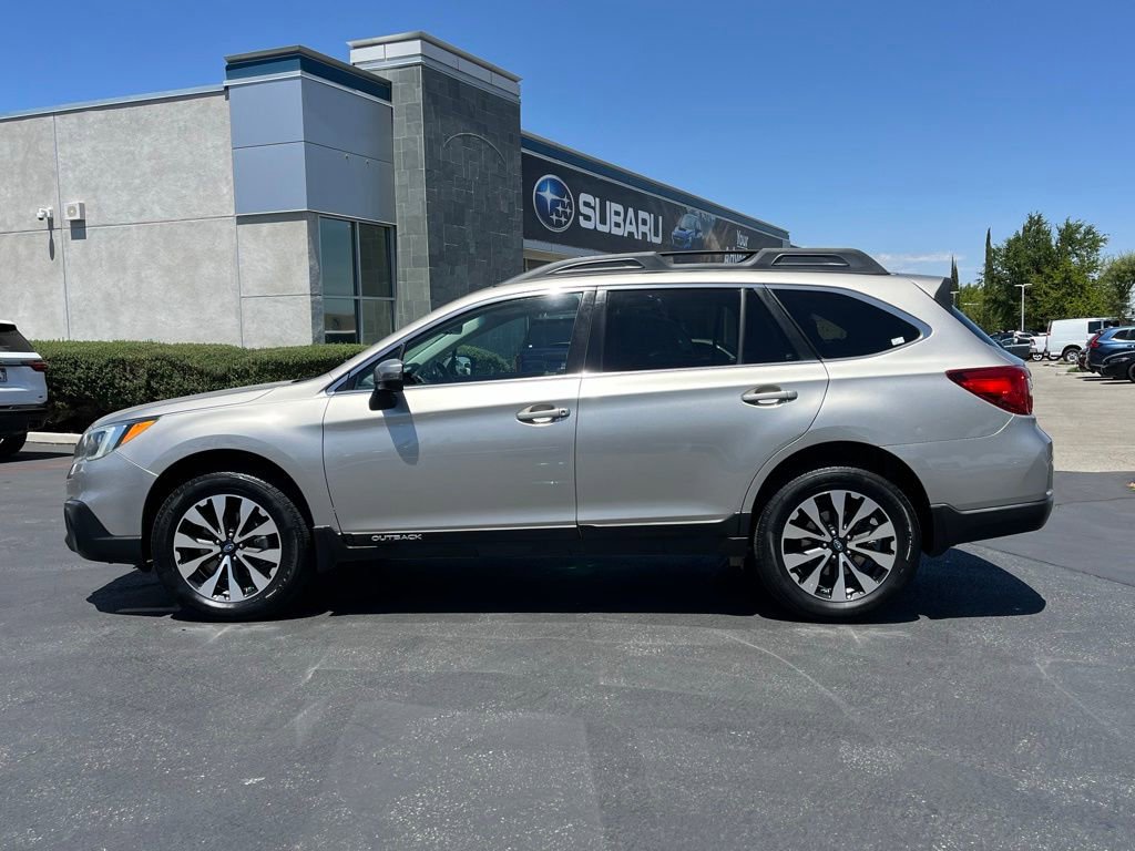 Used 2017 Subaru Outback 3.6R Limited AWD/4WD image 7