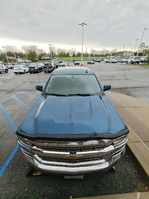 Used 2018 Chevrolet Silverado 1500 LT w/ Texas Edition image 16