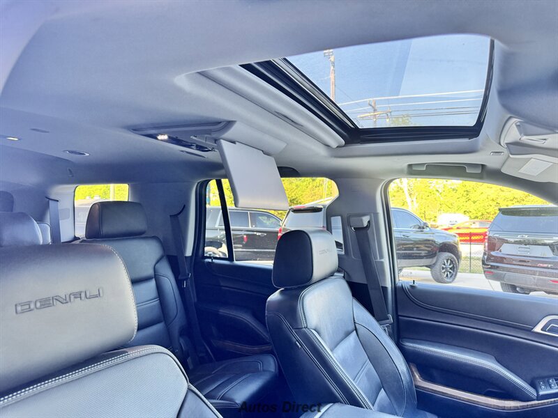Used 2019 GMC Yukon Denali w/ Denali Ultimate Package AWD/4WD image 22
