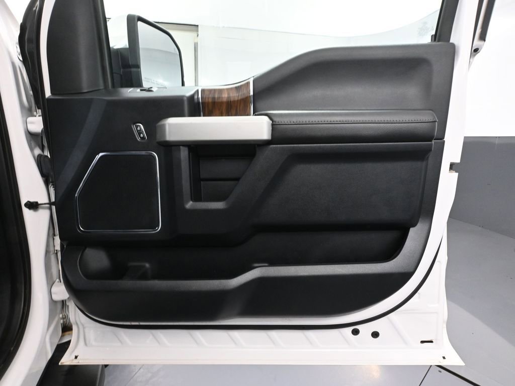 Used 2019 Ford F150 Lariat w/ Equipment Group 502A Luxury image 49