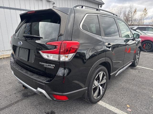 Used 2021 Subaru Forester Touring image 3